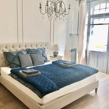 Dfive New Stylish Lux At The Centre Apartment Budapest