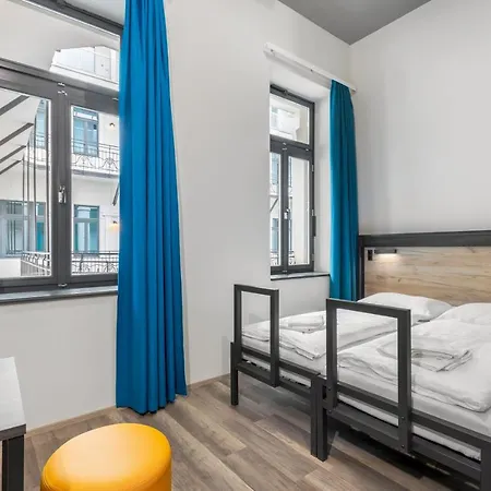 Hostel A&o