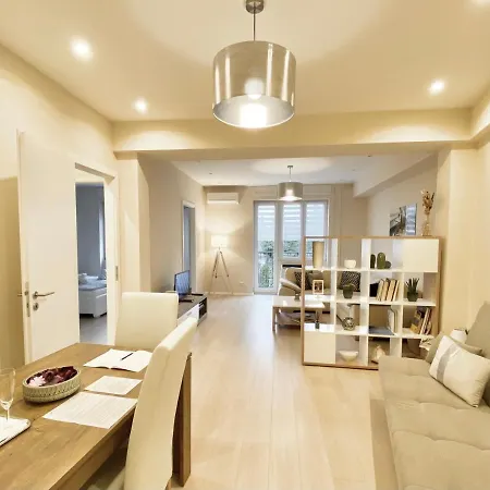 Hideout In Style With Free Parking - Luxury Appartement Boedapest