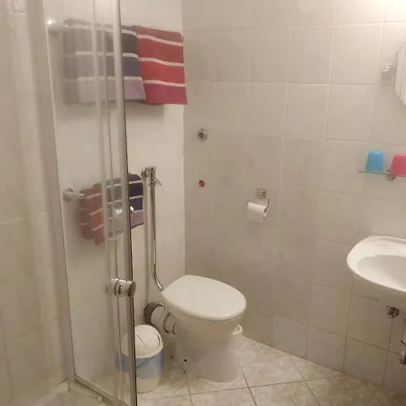 Budavar Bed & Breakfast 3*