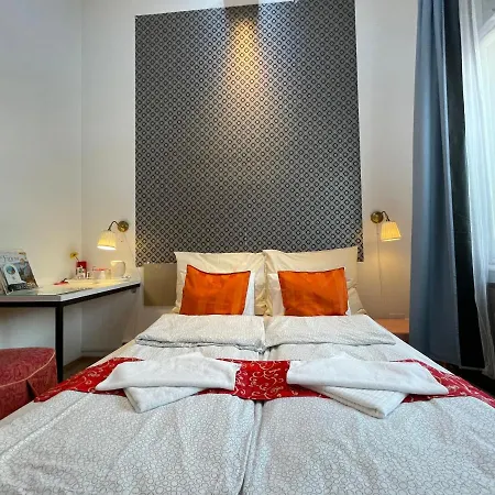 Bed and Breakfast Centerpoint Panzio Digital Pansion Heritage Collection