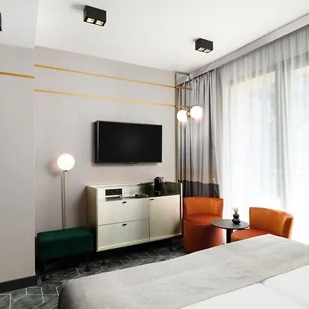 Emerald By Continental Group 4* בודפשט