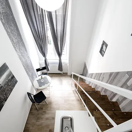 Rio's Stylish Flats Apartment Budapest