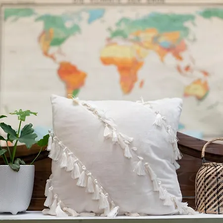 Cozy Boho Apartment, Super Central, Parliament, Netflix Apartment Budapest
