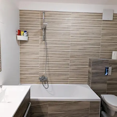Modern Luxe In Heart Of Downtown Appartement