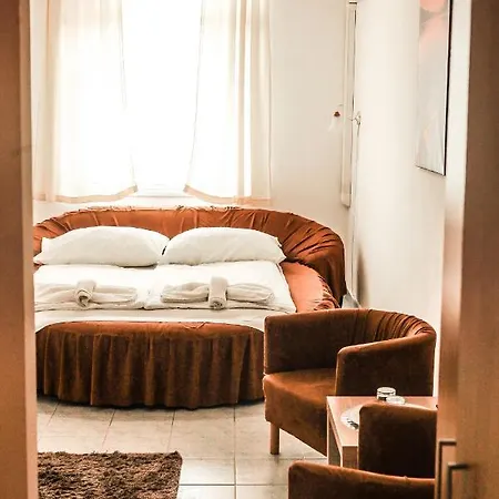 Timon Hotel 3*