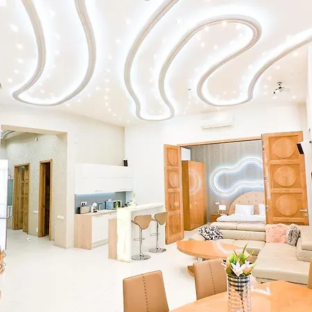 Downtown Designer Apt W Private Spa, Cinema, Balcony, Prime District V * Budapest