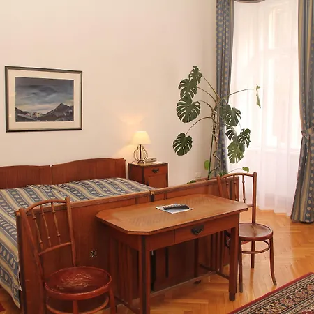 Kalvin House Будапешт