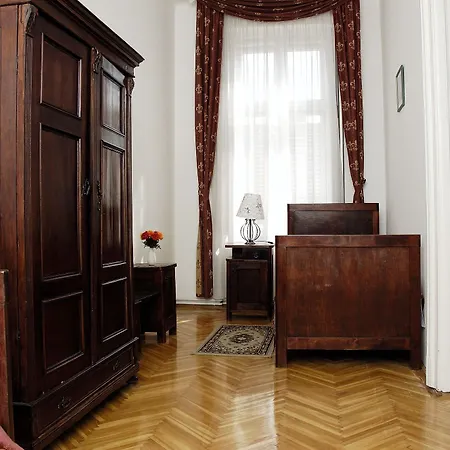 Kalvin House Апарт-отель