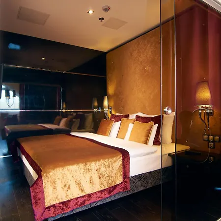 Hotel Mirage Medic 4*