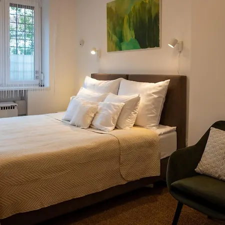 Sunbird Apartment