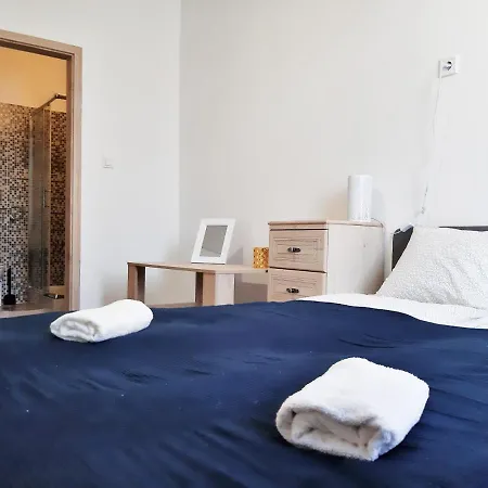 Homestay For Long-term, Budget! Purple Peach *