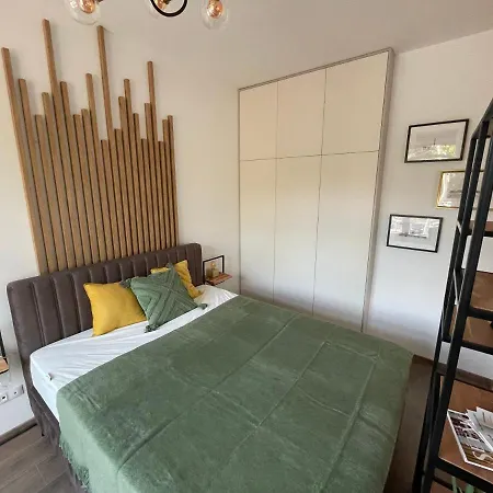 Apartament Hillside *