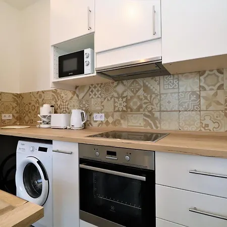 Apartmán Warm & Welcoming Near Margaret Bridge