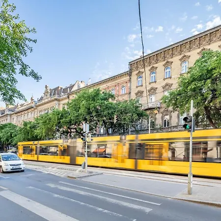 Luxurious At Center * Budapest