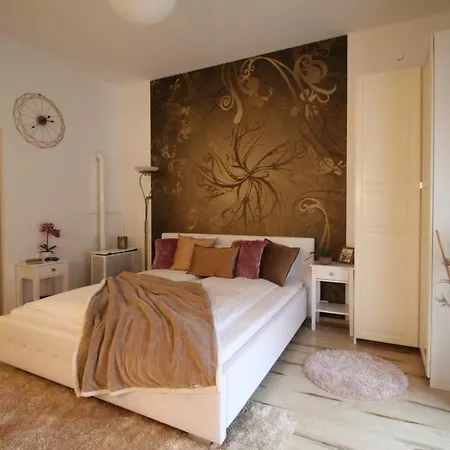 Apartment Amber Dream