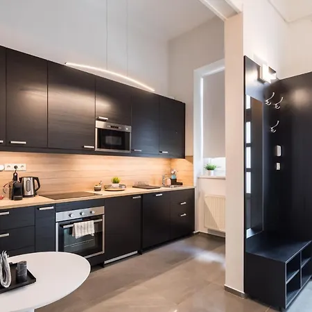 Double Blue In Downtown Apartment Budapest