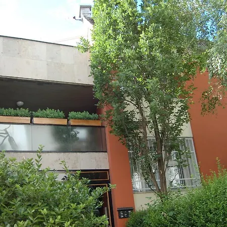 Buda Castle Apartment *