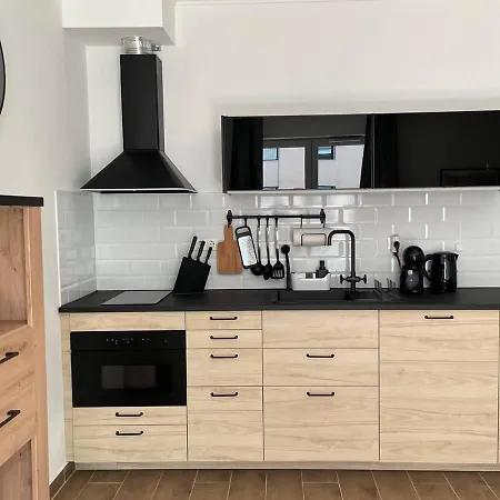 Lovely 1-bedroom At Heart Of *