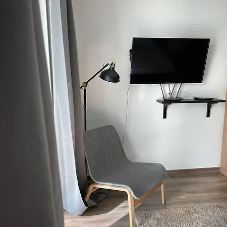 Lovely 1-bedroom At Heart Of *
