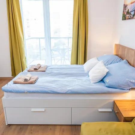 Sweet , 30sqm Studio, Free Private Parking, Mountain View, Balcony, 20 Min From Downtown Appartement *