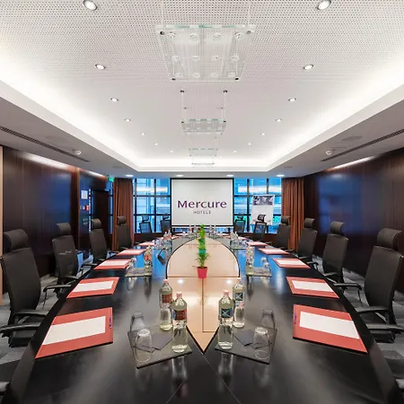 Mercure City Center Hotel 4*