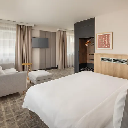 Hotel Crowne Plaza By Ihg Budapest