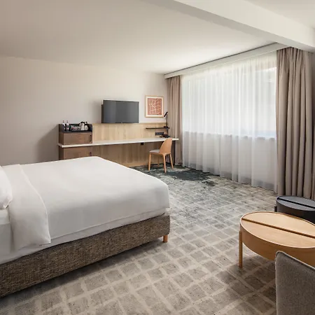Crowne Plaza By Ihg 4*