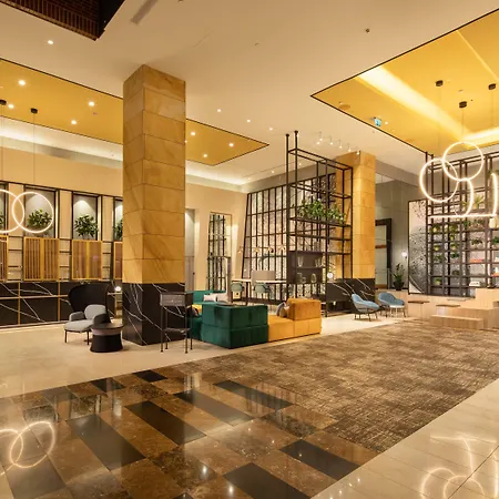 Hotel Crowne Plaza By Ihg Budapest