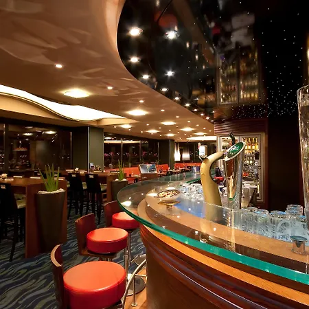 Novotel Danube Ξενοδοχείο 4*