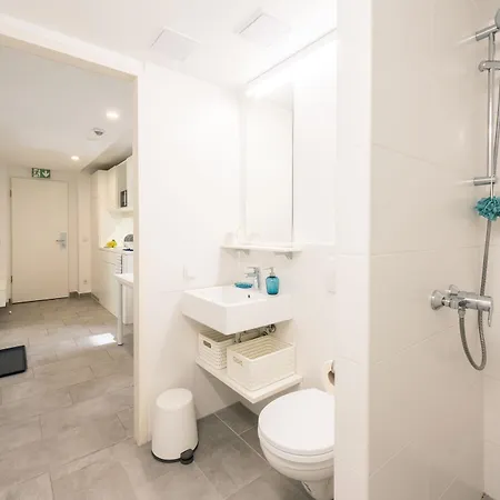 Hotel Dean's 3*
