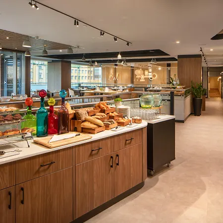 Hotel Crowne Plaza By Ihg 4*