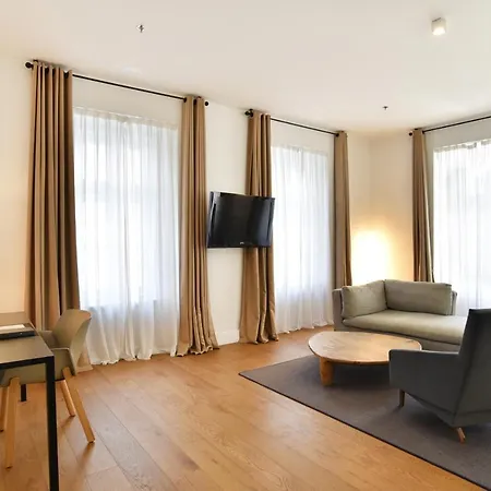 Отель Zenit Palace 4*