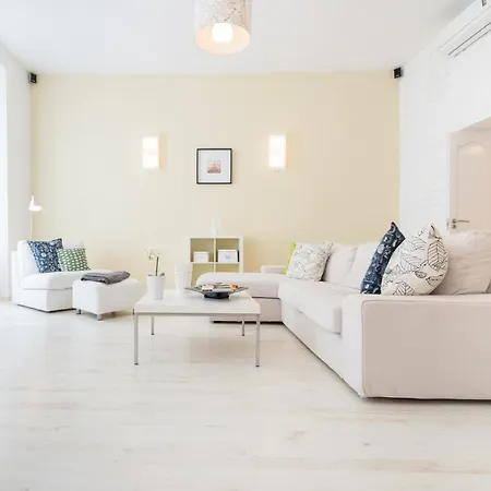 Venus - Park I Apartment Budapest