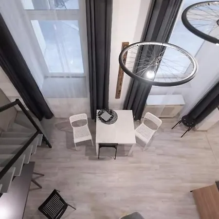 Apartment Gozsdu *