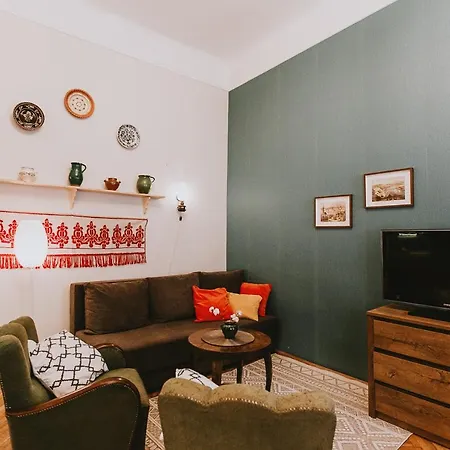 Folk 60sm Spacious And Bright Apartment Budapest