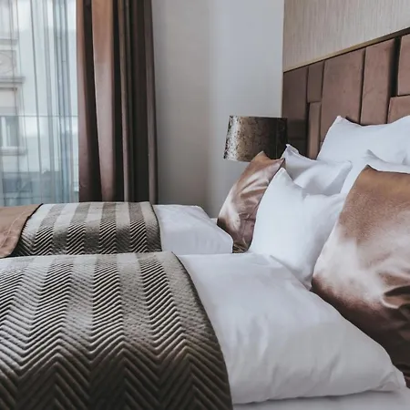 Emerald Luxury Downtown With Free Sauna & Gym Budapest