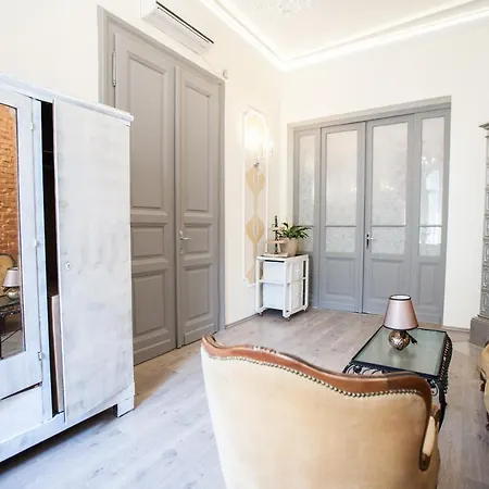 Apartment N42 By Small Budapest
