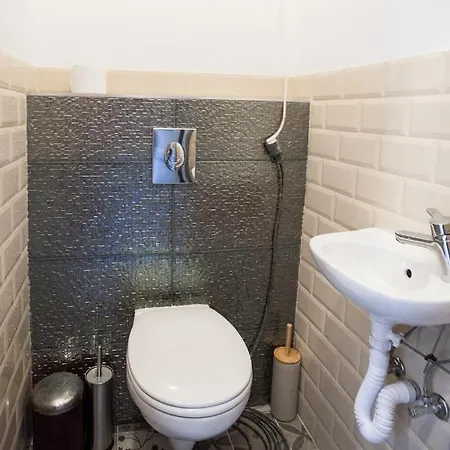 N42 By Small Apartment Budapest