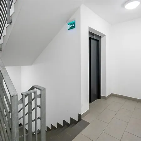 Apartment Leonardo Ground *