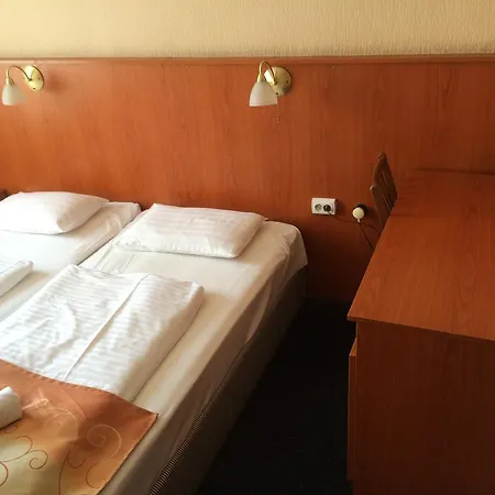 Hunor Hotell