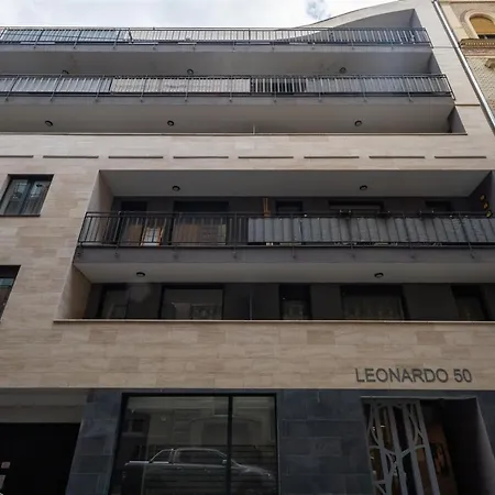 Leonardo Ground Apartment *