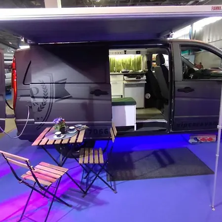 Vip Caravan Motorhome - Lakóautó *