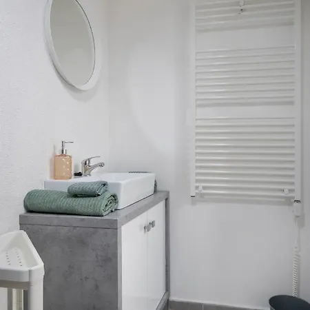 K27 - Bp Modern - Stylish Boutique * Budapest