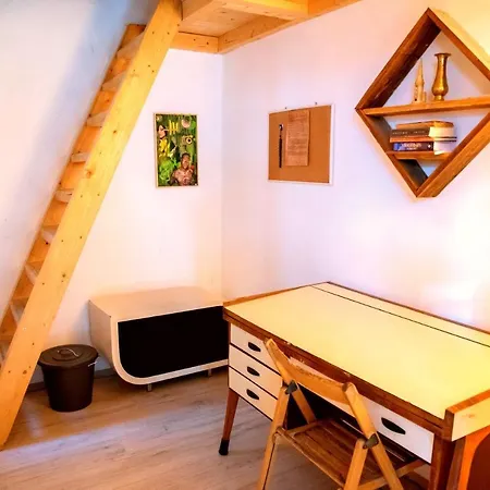 Nest Hostal