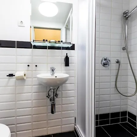Adagio Downtown Hotell 3*