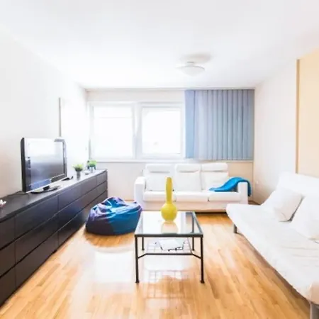 Super Modern At Gozsdu Passage Apartment *