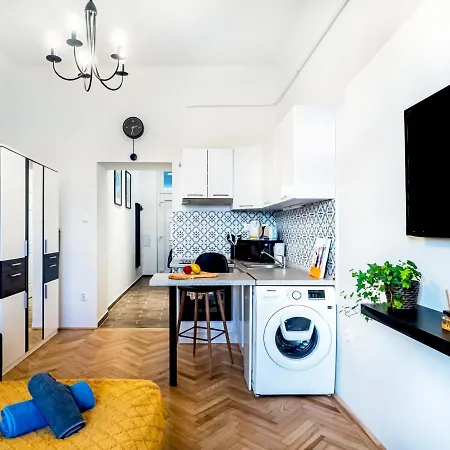 Gogol Apartment