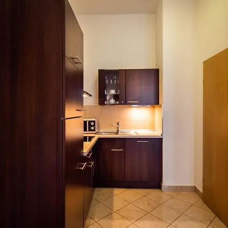 Cozy With Garage At Gozsdu Passage Apartment