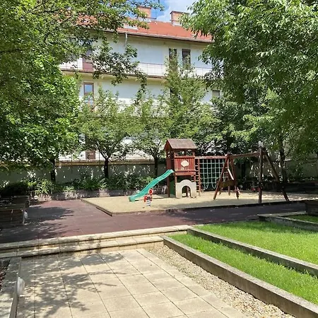 Designer Studio W/xl Balcony Apartament